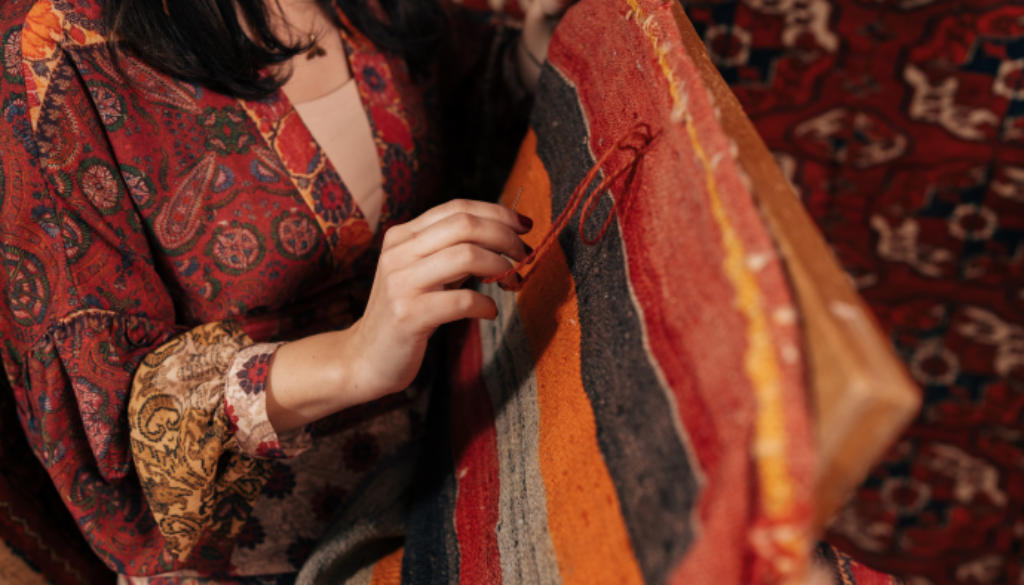 Blue Modern Textile Industry Presentation (2)